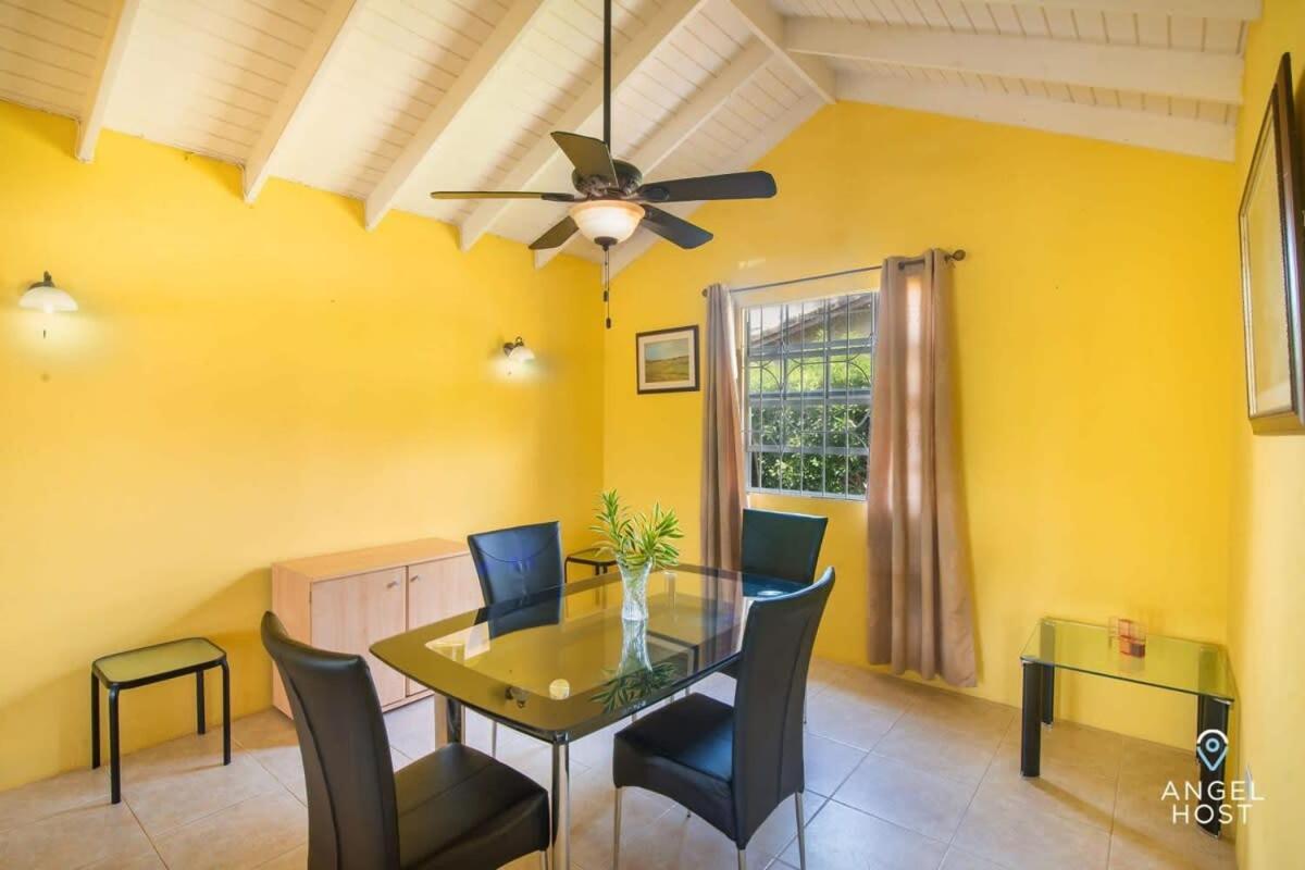Beachy Cottage I Kitchen I Wi-Fi I Shaded Cabana I Parking Сент-Филип Экстерьер фото